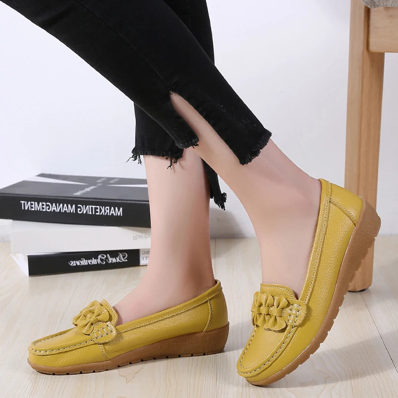 Genuine Leather Women's Loafers - Soft Non-Slip Boat Shoes with Sturdy Sole | Comfortable Flats in Extended Sizes | Perfect for Office, Travel & Casual Wear