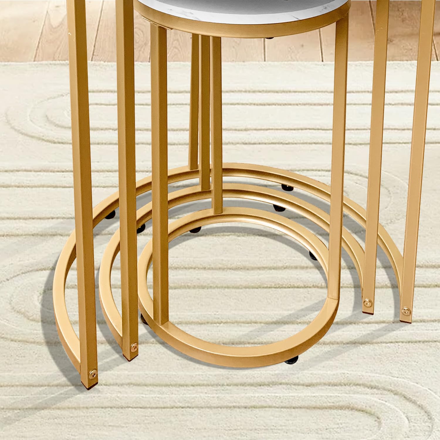 AT-VALY 3-Piece Round Nesting Coffee Table Set - Small Accent Side Tables for Living Room, Bedroom & Apartment (Gold) | Space-Saving Modern Home Decor for Small Spaces & Studio Apartments