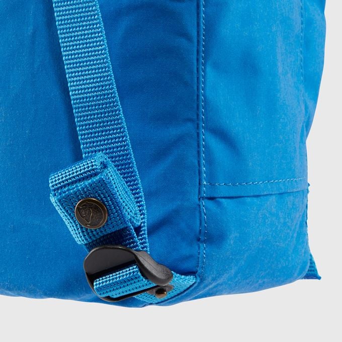 Fjallraven Kanken Mini Backpack - Lightweight Waterproof Daypack for Women & Men, Perfect for School, Travel & Outdoor Adventures | Kantarell Color