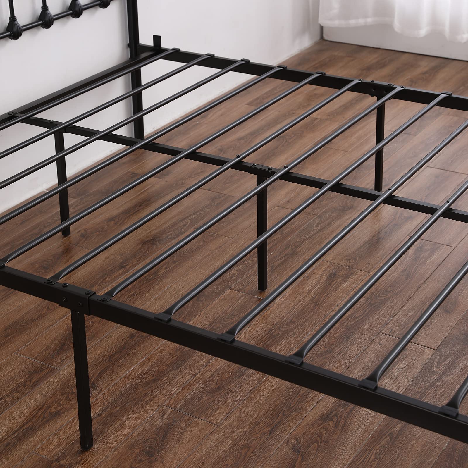 **Full Size Metal Bed Frame with Headboard & Footboard - Sturdy Platform Bed, No Box Spring Needed, Noise-Free Mattress Foundation - Perfect for Bedrooms, Guest Rooms & Dormitories**
