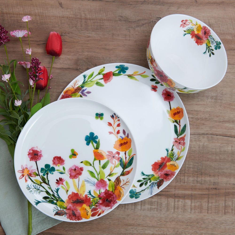 Karina 12-Piece Dinnerware Set - Porcelain Plates, Bowls & Mugs for 4 People - Elegant Dinnerware for Family Meals, Dinner Parties & Everyday Use