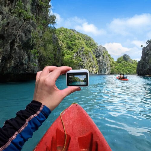 Insta360 GO 3 32GB Ultra-Compact Waterproof Action Camera for Vlogging, Sports & Adventure - Perfect for Travel, Cycling & Underwater Recording