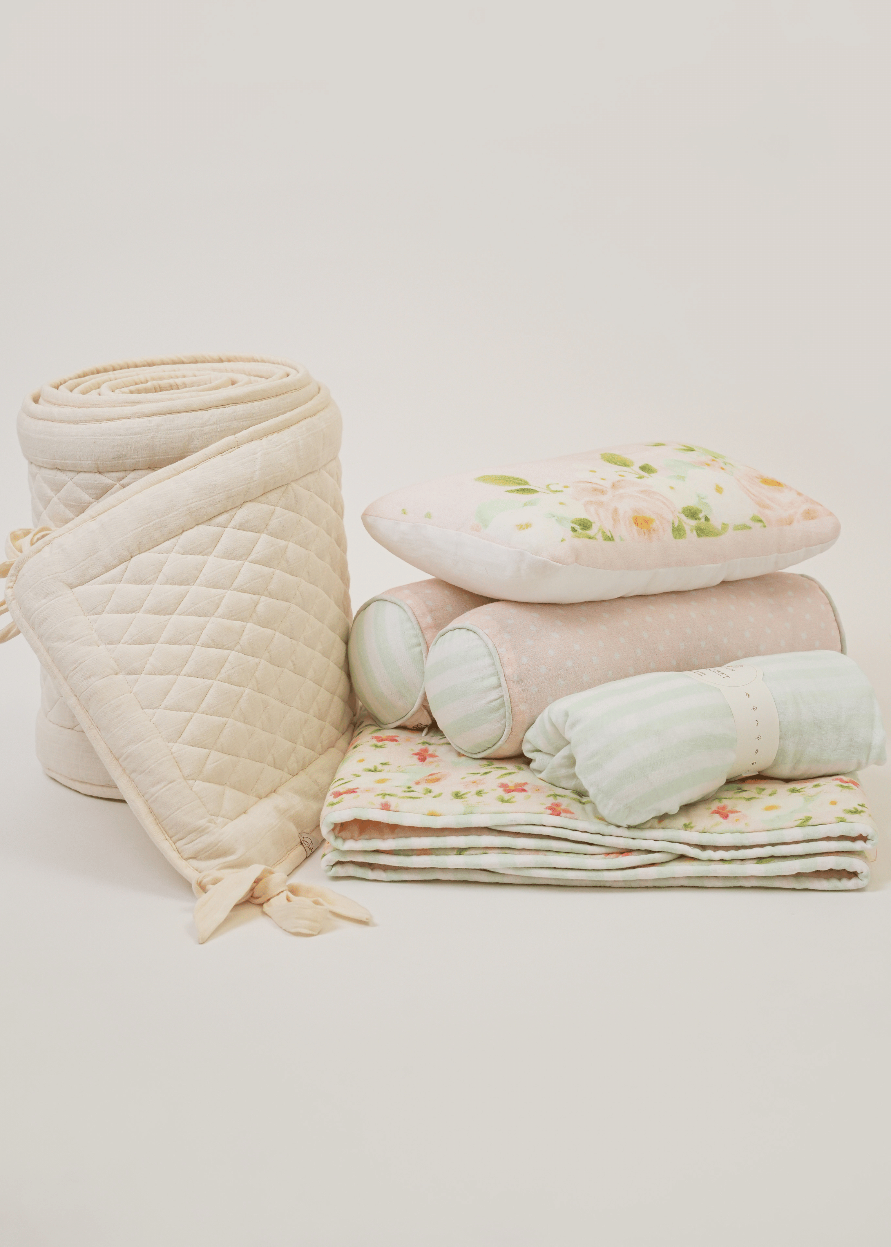 Sayuri Complete Baby Cot Bedding Set with Soft Bumper - Premium Nursery Crib Set for Newborns & Toddlers - Perfect for Safe & Comfortable Sleep in Nursery Room