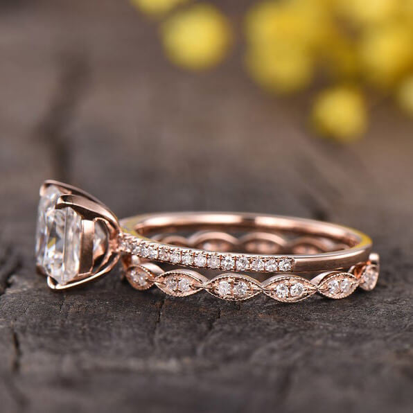 2 Carat Princess Cut Moissanite Engagement Ring Set with Rose Gold Accent & Diamond Side Stones - Perfect for Proposals, Weddings & Anniversary Gifts