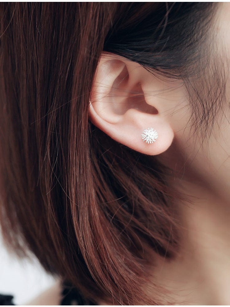 S925 Sterling Silver Dandelion Flower Ear Studs for Women - Elegant Floral Earrings for Daily Wear, Parties & Gifts
