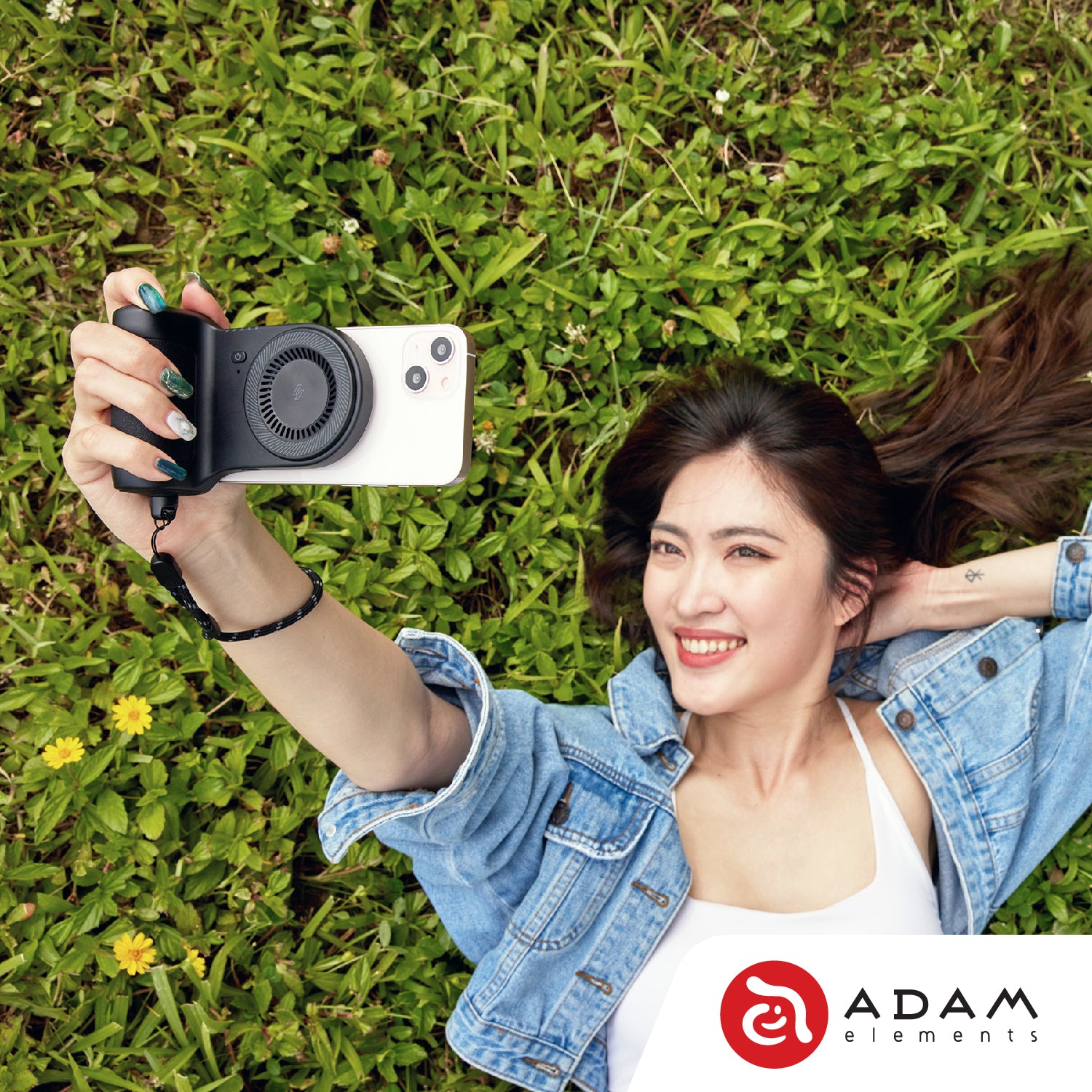 ADAM elements SELFIE SHOT Portable Charger - Compact Power Bank for iPhone, Android & Smartphones - Perfect for Travel, Outdoor Adventures & Emergency Backup