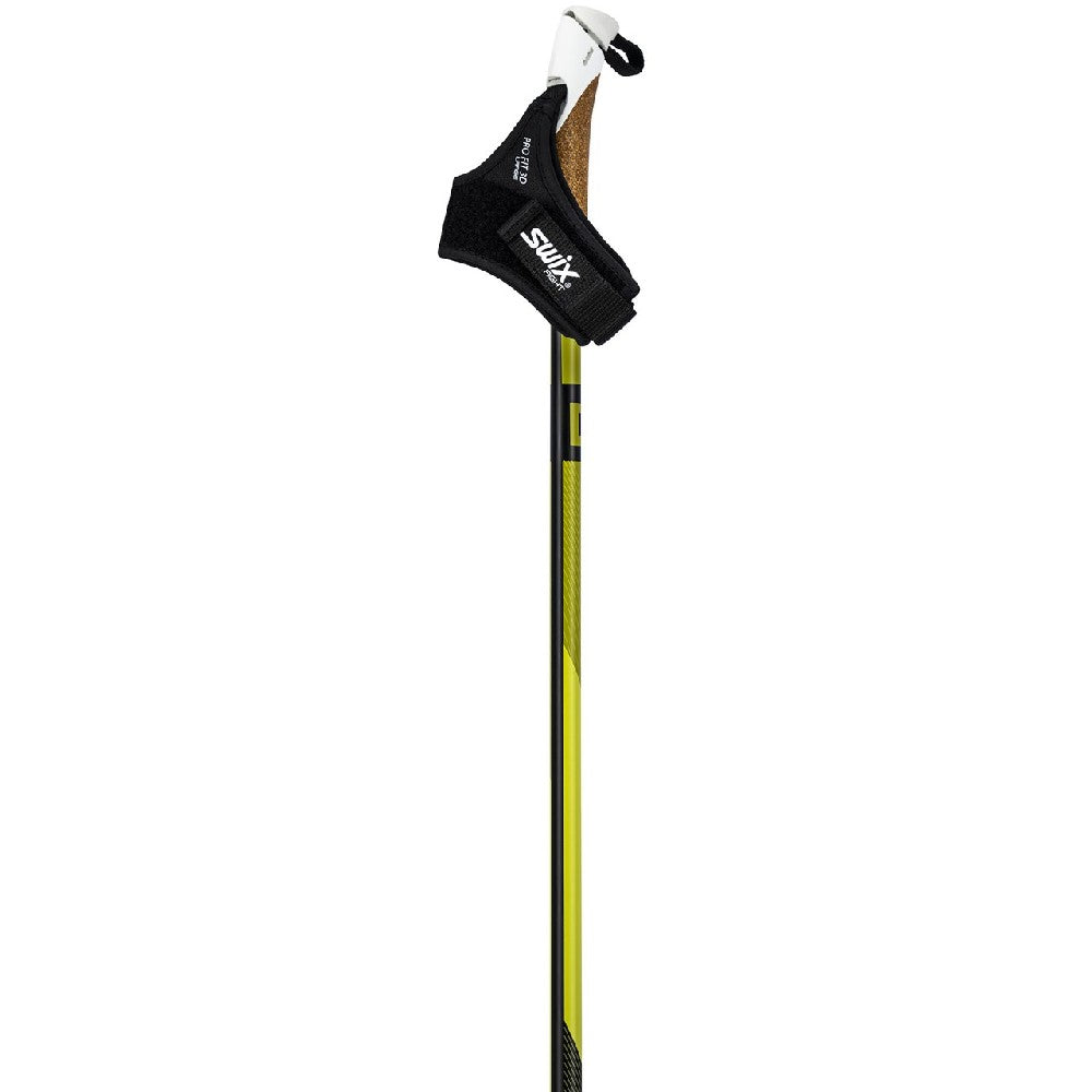 Swix Dynamic D3 Ski Poles - Lightweight Carbon Fiber Adjustable Trekking Poles for Alpine Skiing & Backcountry Touring - Perfect for Downhill Racing & Winter Mountain Adventures