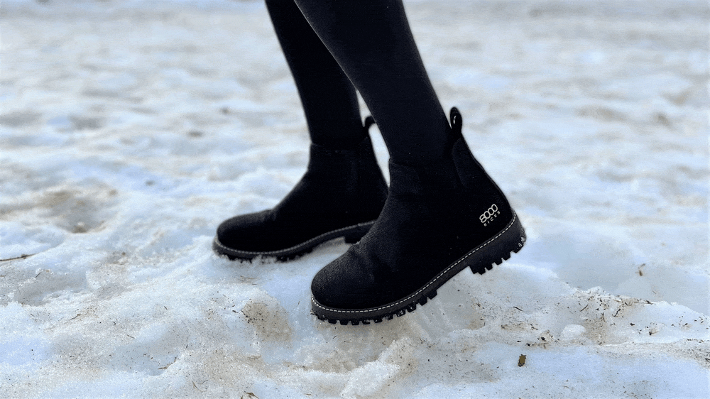 Vegan Hemp Chelsea Boots for Women - Full Black | Comfortable & Sustainable Footwear for Casual Outings & Work