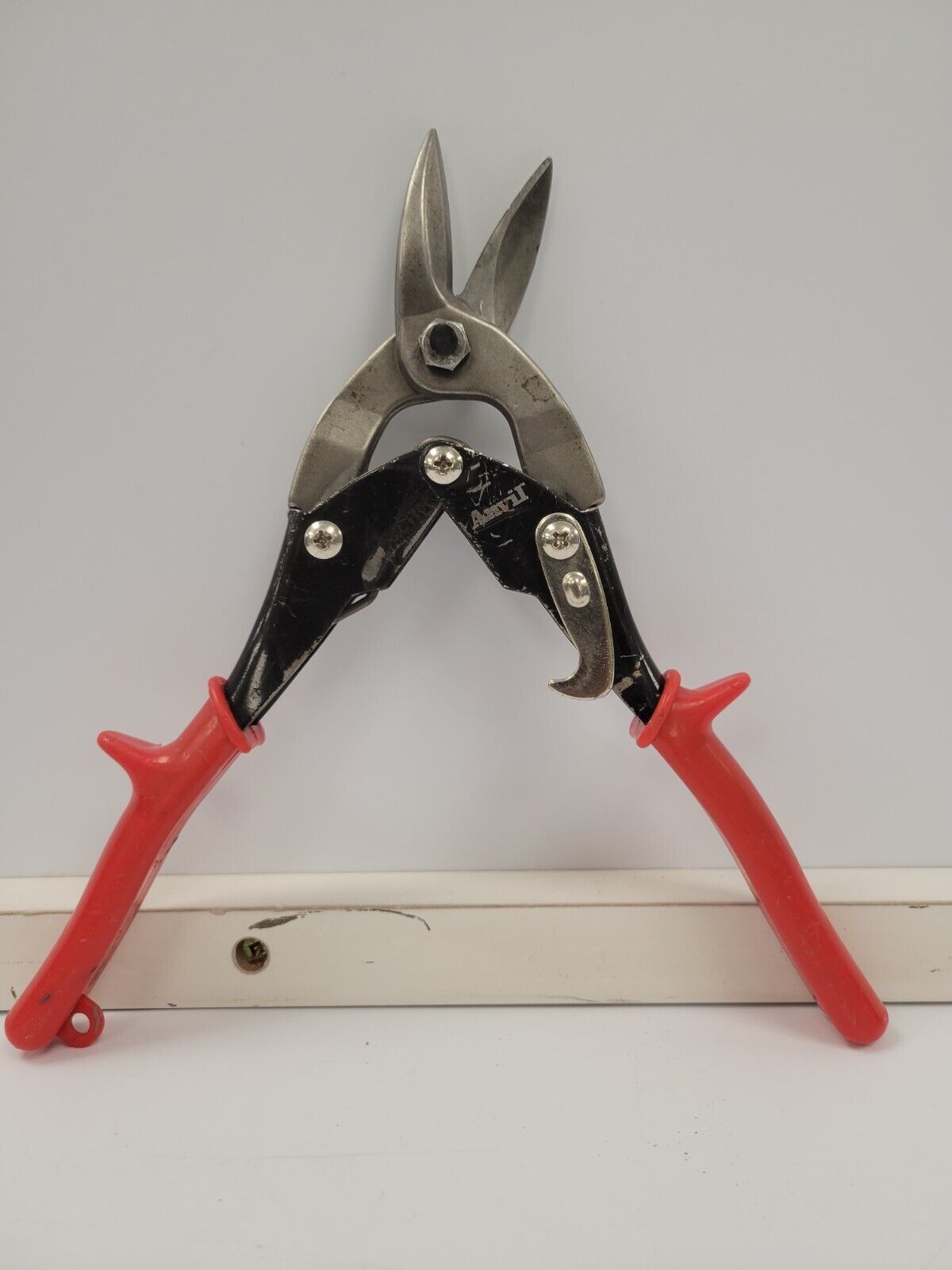 (71126 2A) Heavy Duty Aviation Snips - Metal Cutting Shears for Sheet Metal, HVAC, Roofing & DIY Projects | Professional Grade Tin Snips for Precise Cuts
