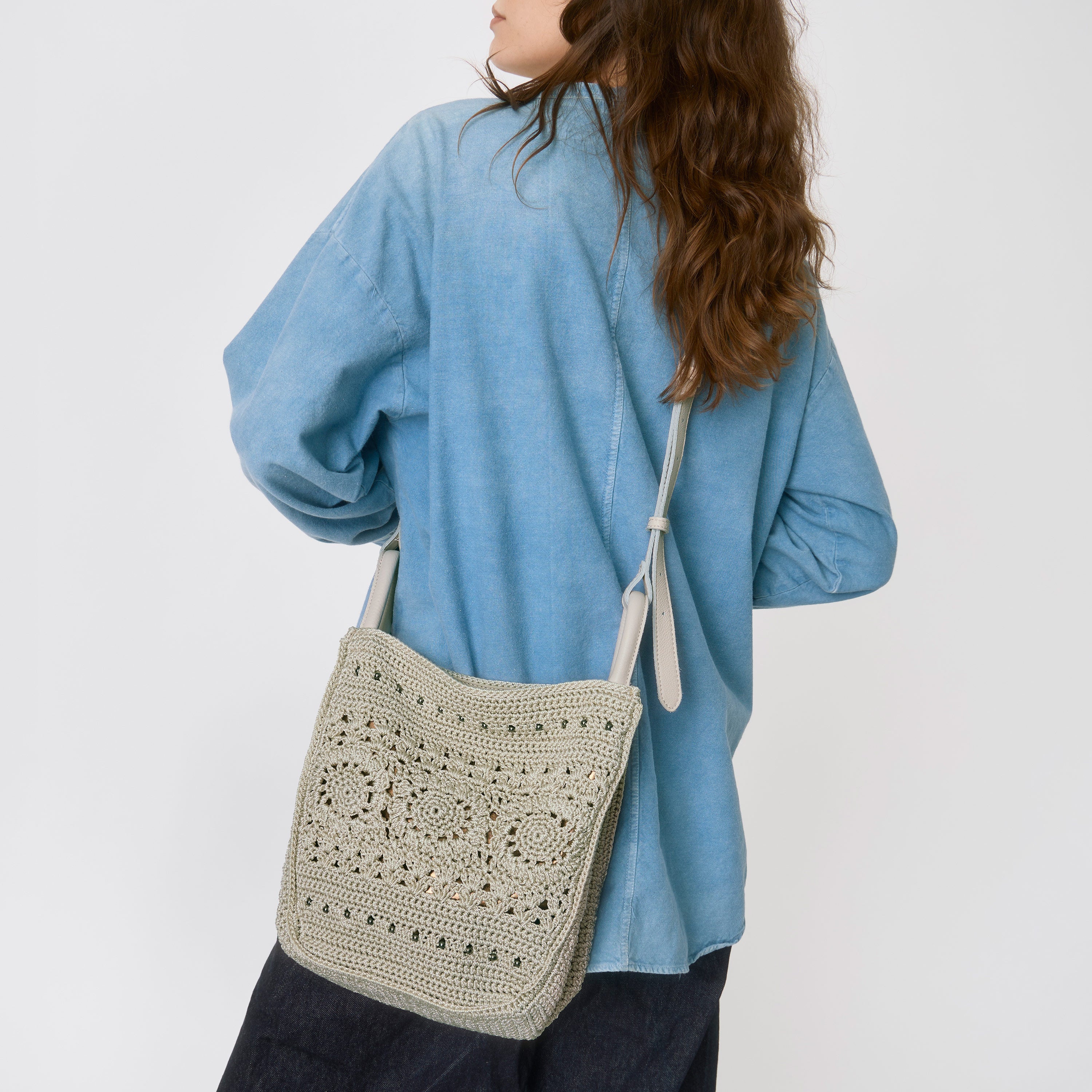 Hand Crochet Los Feliz Crossbody Bag with Natural Medallion - Boho Chic Purse for Women, Perfect for Travel, Shopping & Everyday Use