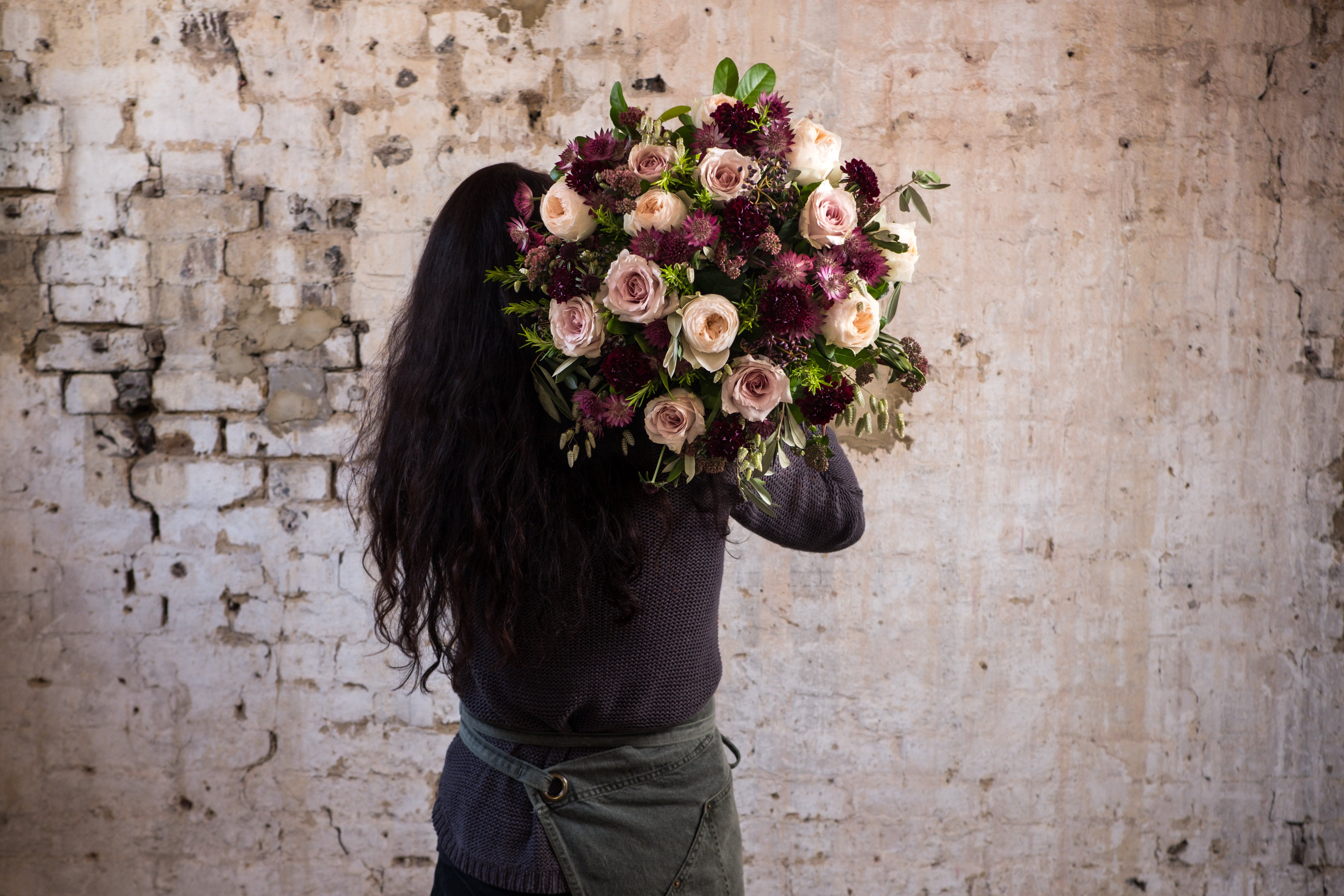 Gathered Roses - Artificial Silk Rose Flowers for Home Decor, Wedding Bouquets, and DIY Crafts | Perfect for Centerpieces, Table Arrangements, and Gift Wrapping