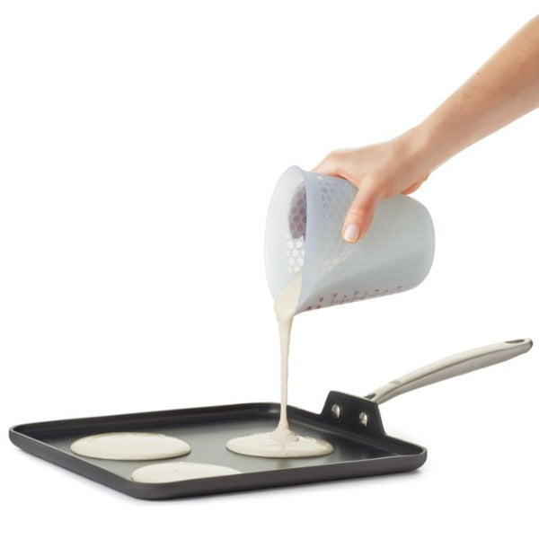 OXO Squeeze and Pour Silicone Bottle - Leak-Proof Condiment Dispenser for Sauces, Syrups, and Oils - Perfect for Kitchen, BBQ, and Camping Use