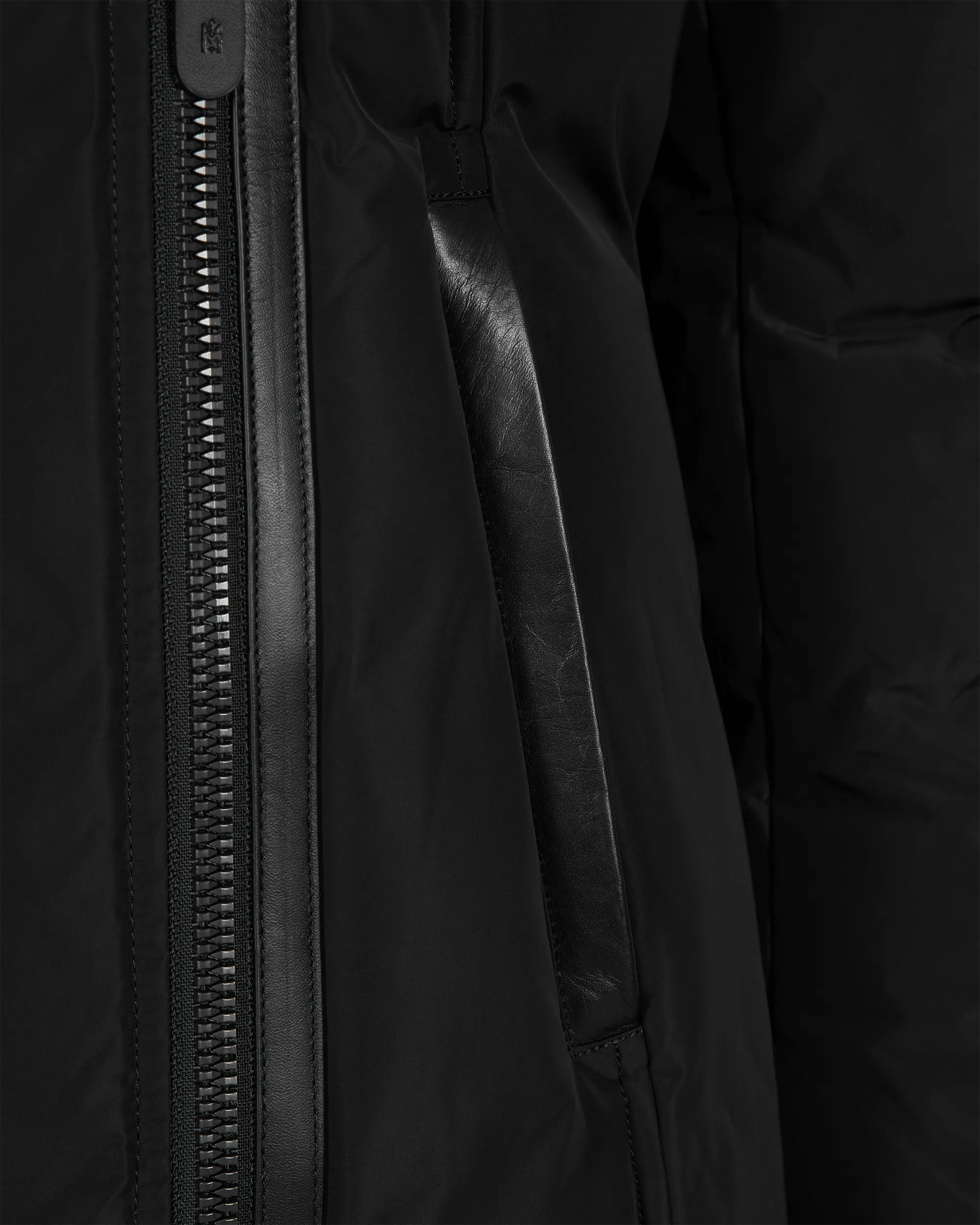 Kay F Women's Winter Down Coat with Detachable Fur Collar - Warm Puffer Jacket for Cold Weather, Outdoor Activities & Fashion