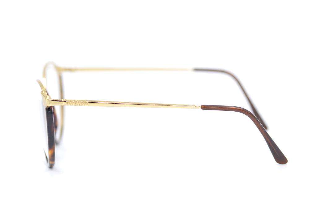 Original Title: Gucci 2326 51M   Optimized Title: **Gucci 2326 51M Sunglasses – Luxury Designer Shades for Men & Women, UV Protection, Stylish & Durable – Perfect for Outdoor Activities, Travel, and Fashion Statements**