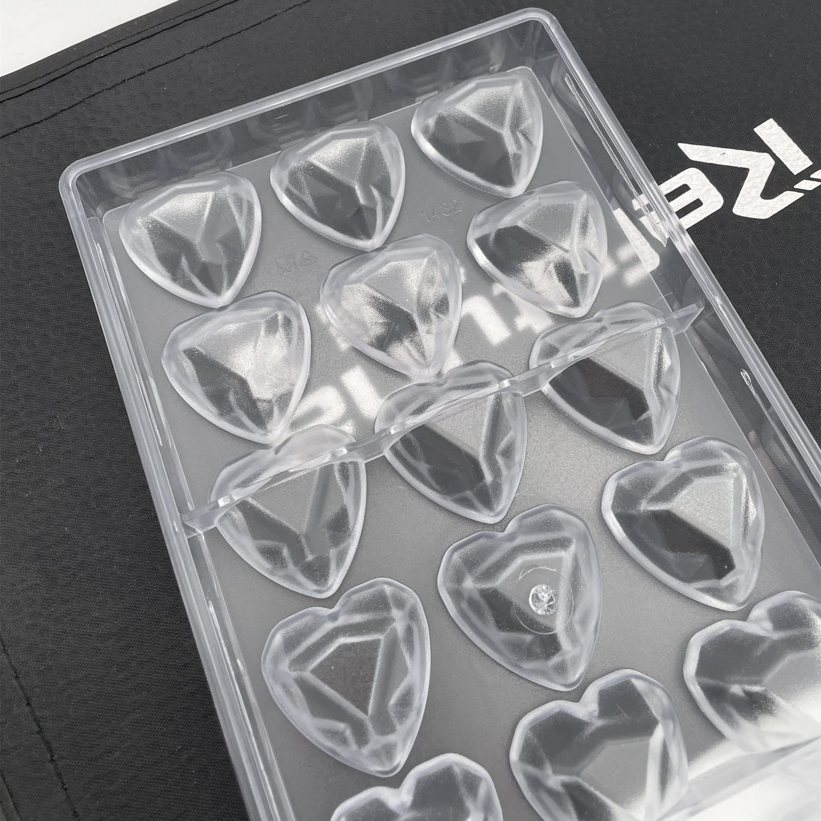 Premium Diamond Heart Chocolate Mold - Polycarbonate Candy Tray for Valentine's Gifts, Wedding Favors & DIY Desserts - Perfect for Chocolate Making, Candy Crafts & Baking Decorations