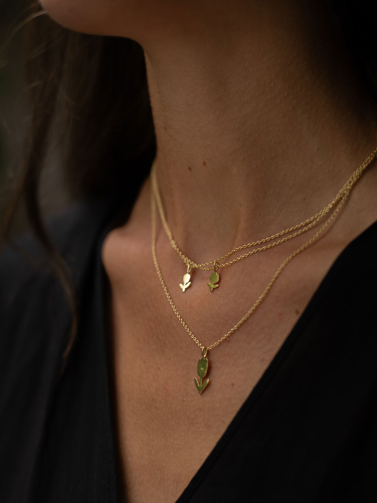 Elegant 14K Gold Tulip Pendant Necklace for Women - Perfect Gift for Birthday, Anniversary & Valentine's Day