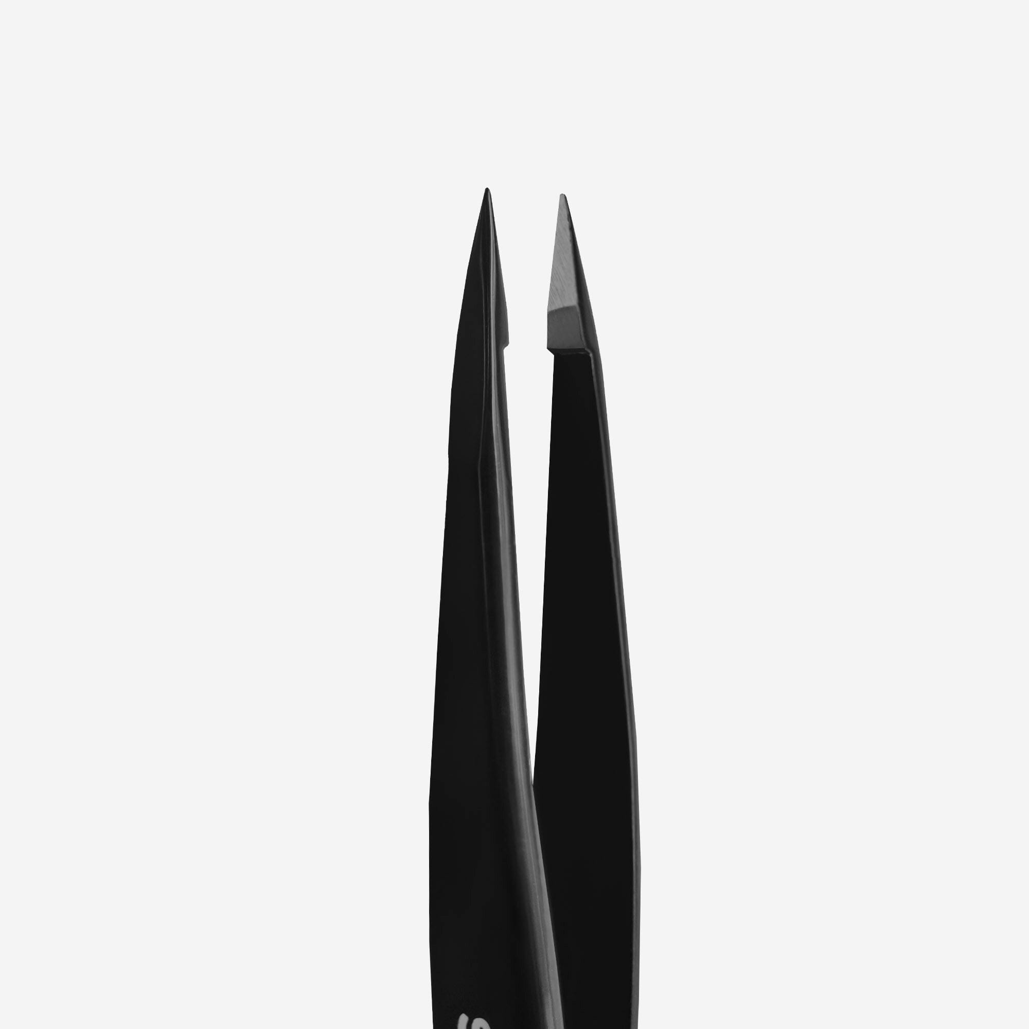 Staleks Expert 11 Eyebrow Tweezers - Pointed Tip, Black - Precise Hair Removal for Salon & Home Use