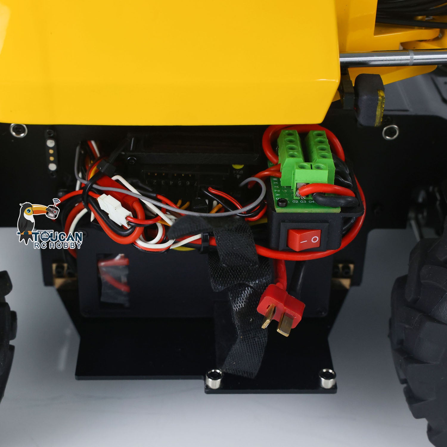 1/14 Scale RC Hydraulic Excavator Toy - 110W 9CH Valve Remote Control, 3 Arms Metal Digger Model PL18EV for Adults & Kids - Perfect for Construction Simulation, Backyard Digging & STEM Learning