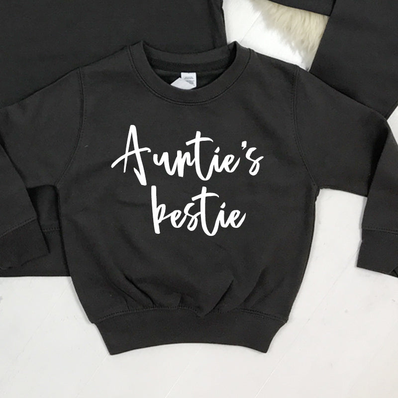 Auntie & Auntie's Bestie Chelsea Script Storm Grey Sweatshirt - Cozy Pullover for Women - Perfect for Casual Outfits, Lounge Wear & Gift Giving