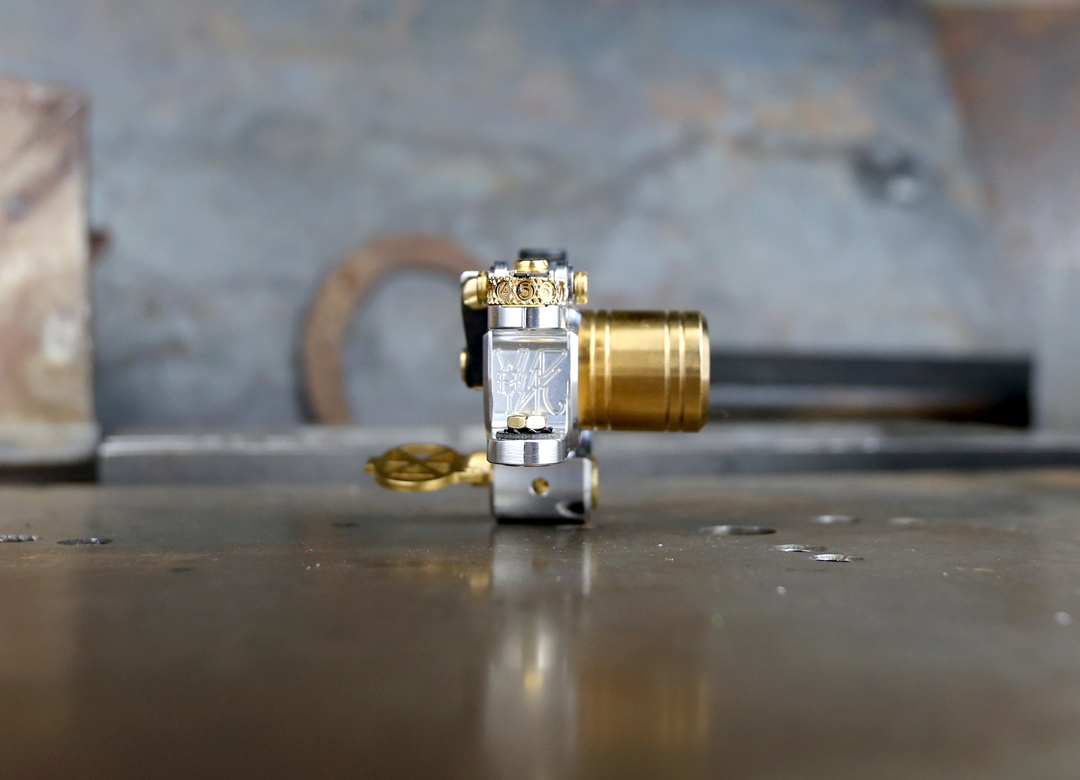 Limited Edition Dan Kubin Polished Aluminum & Gold V3R Sidewinder Knife - EDC, Camping, Survival & Outdoor Activities