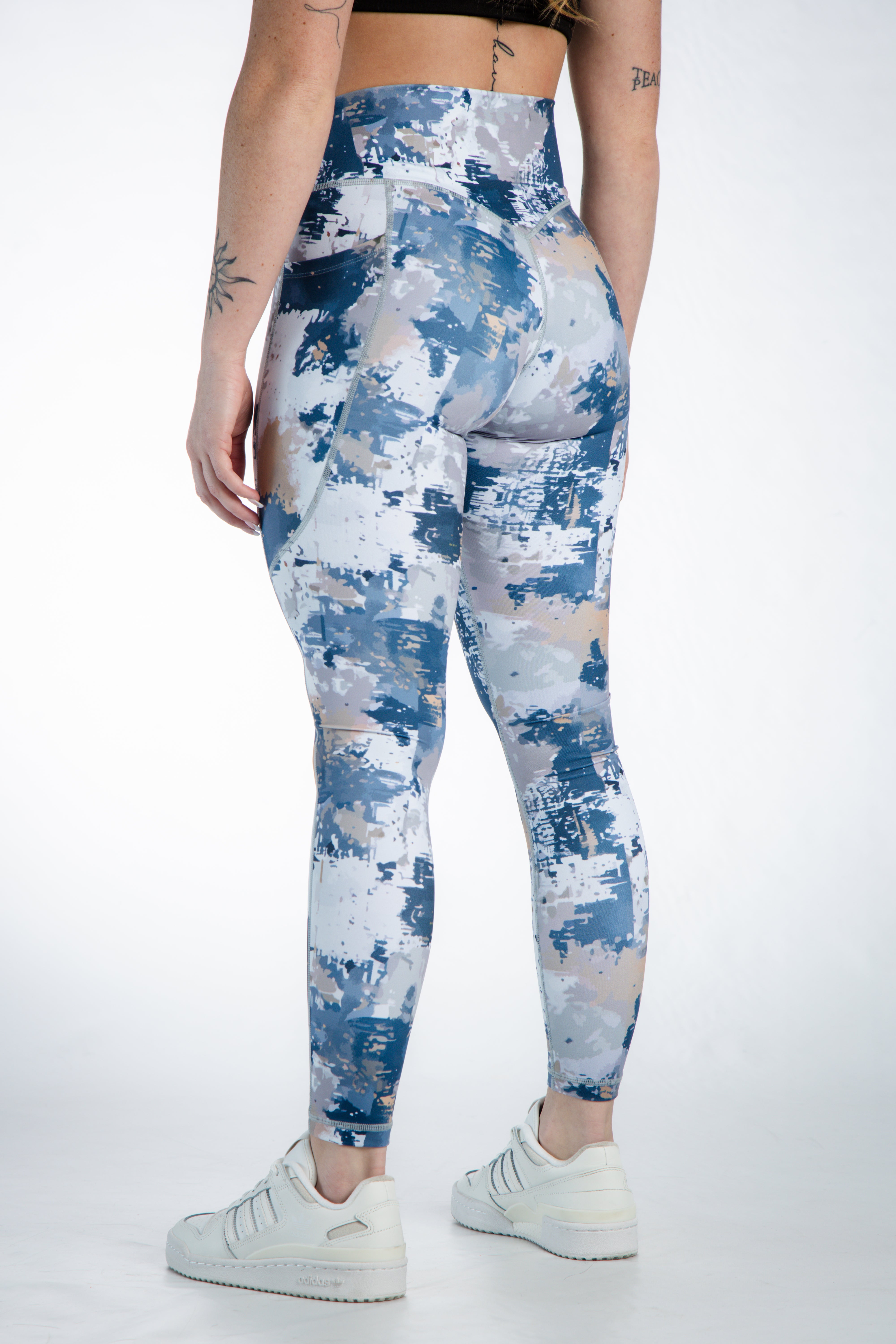 Empowered High-Waisted Leggings with Pockets - Comfortable Yoga Pants for Women in Blue & Tan | Perfect for Workouts, Running, Yoga & Everyday Wear