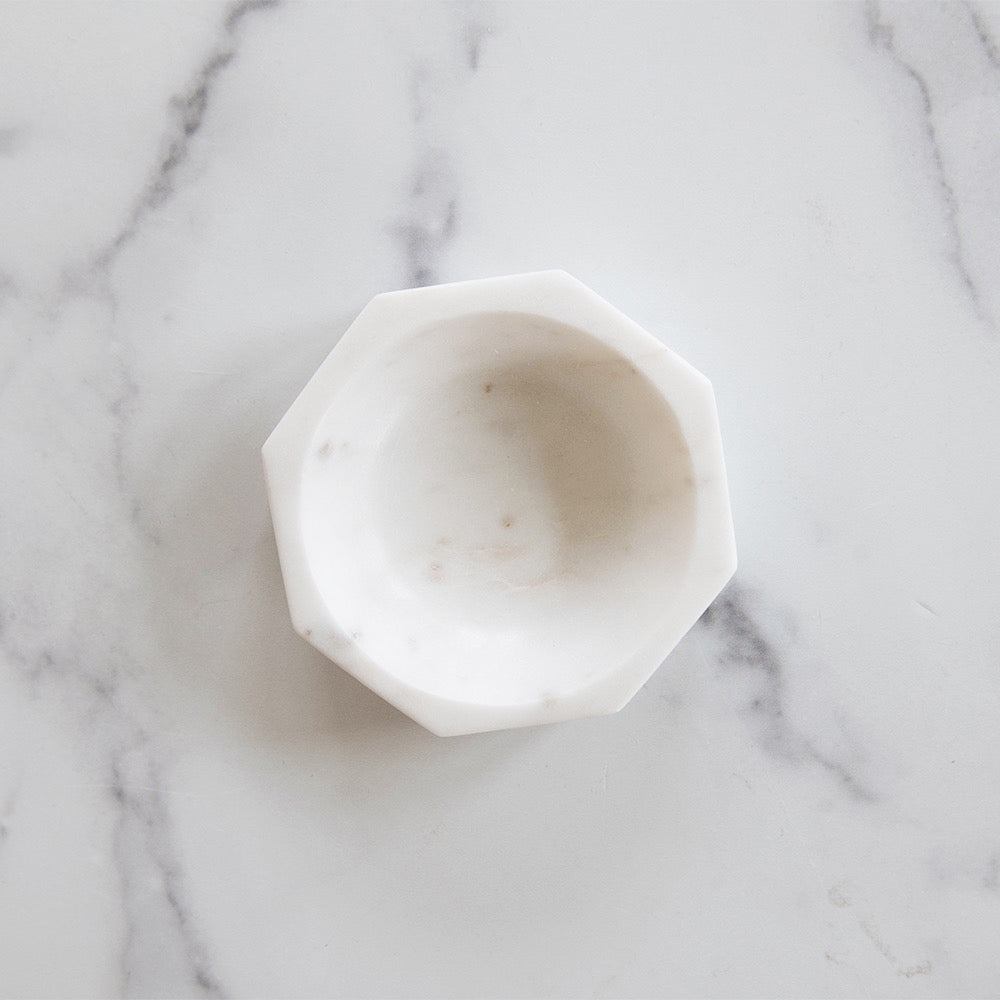 Elegant Small Marble Octagon Bowl - Perfect for Home Decor, Jewelry Display & Bathroom Organization