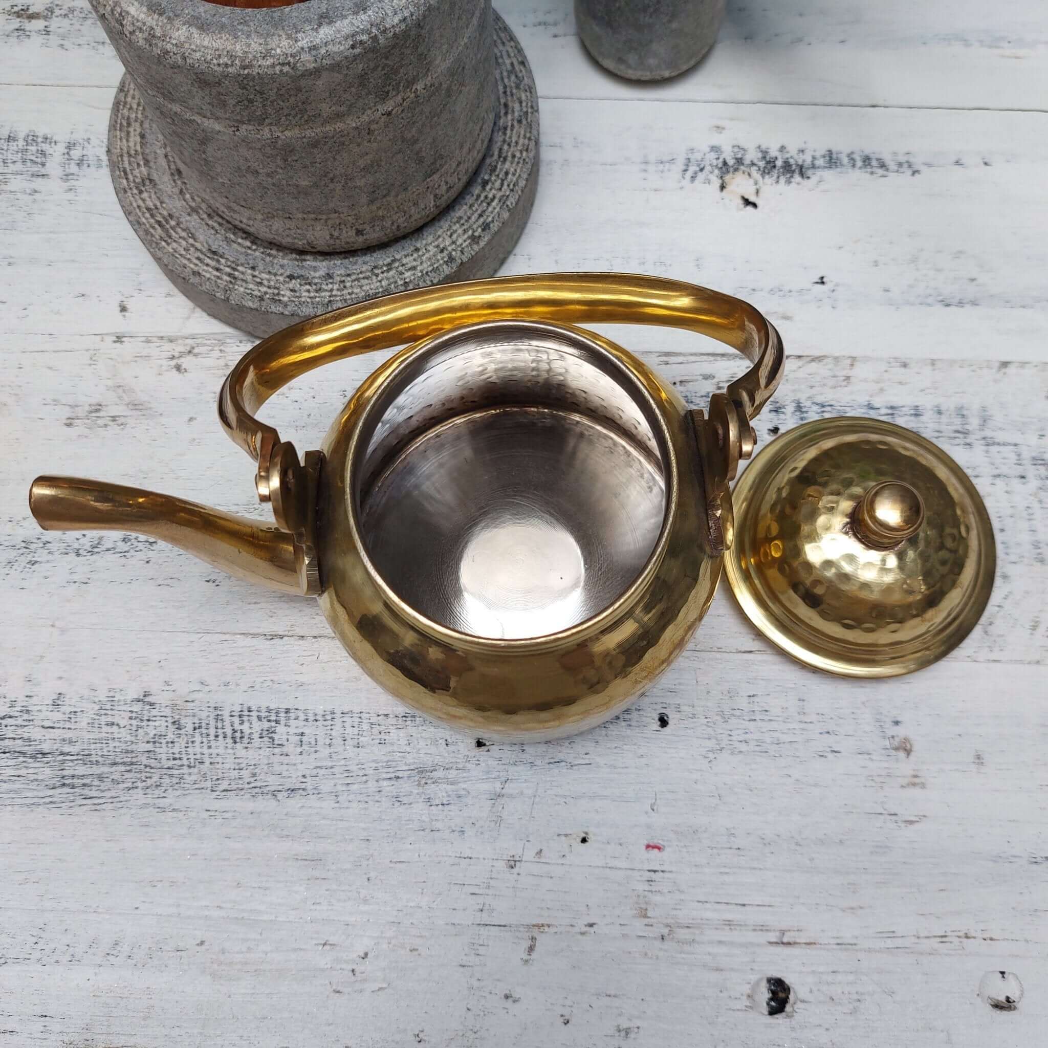 Premium Brass Tea Kettle - Elegant Stovetop Teapot for Loose Leaf & Herbal Teas | Perfect for Home, Office & Gift Giving | Classic Tea Brewing Accessory