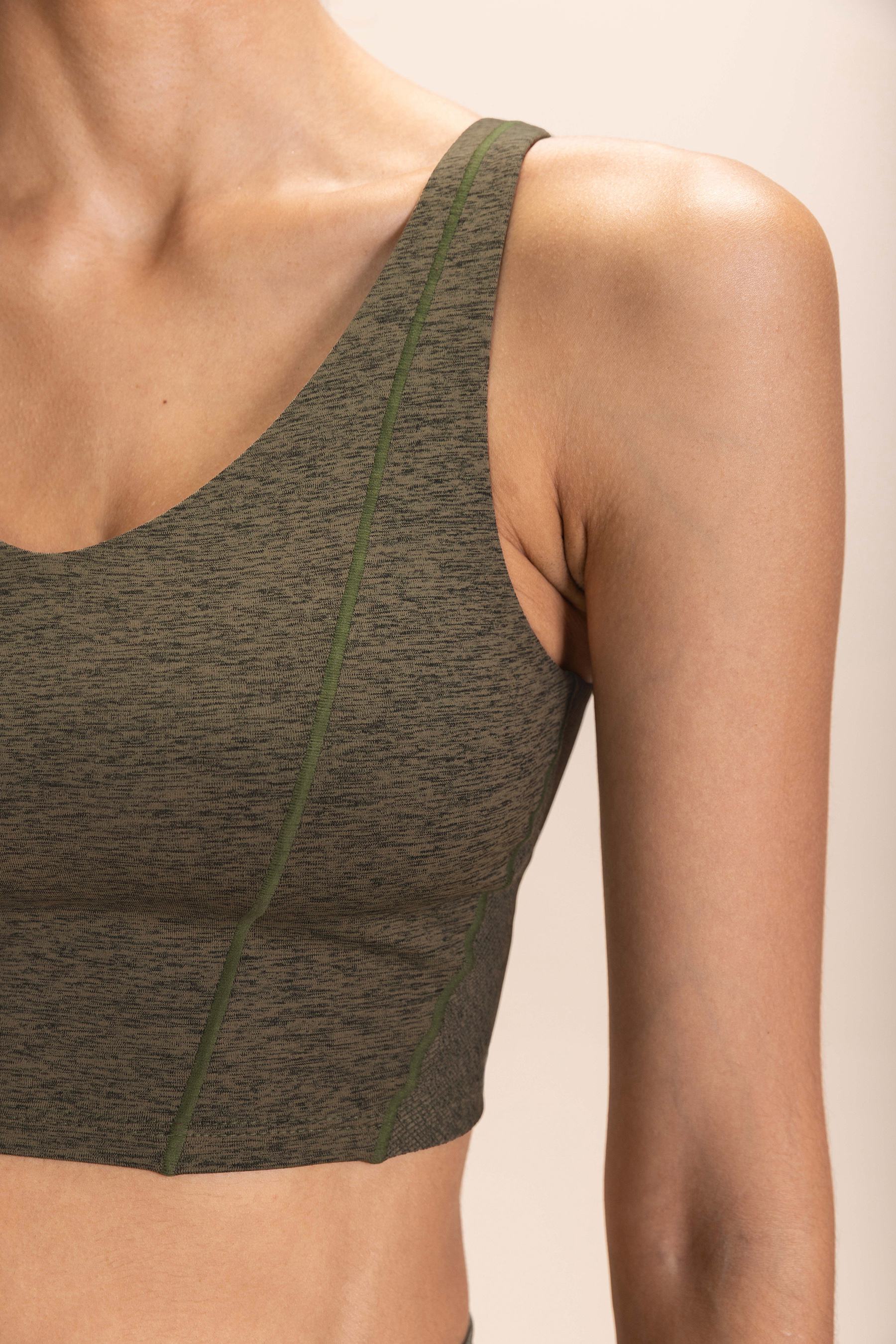 Groove Line Sports Bra for Women - High Support Workout Top for Running, Yoga & Gym - Breathable & Moisture-Wicking Activewear