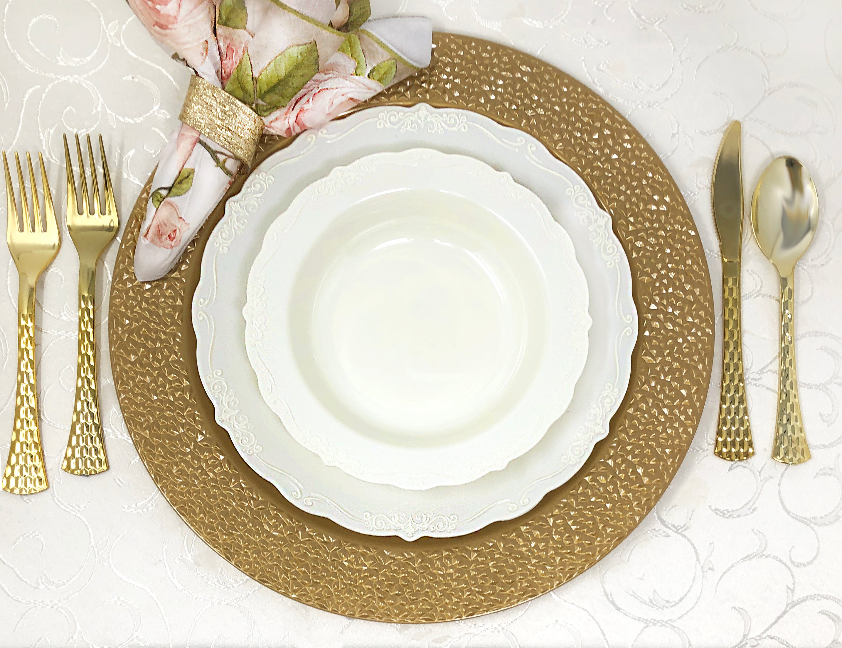 60-Piece Cream Round Plastic Dinnerware Set - Vintage Style for Parties, Picnics & Outdoor Dining - Durable Disposable Plates, Bowls & Cups