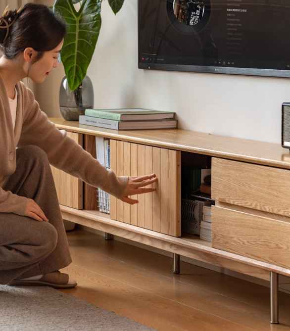 Modern Oak Solid Wood TV Stand - Stylish Entertainment Center for Living Room, Bedroom & Home Theater