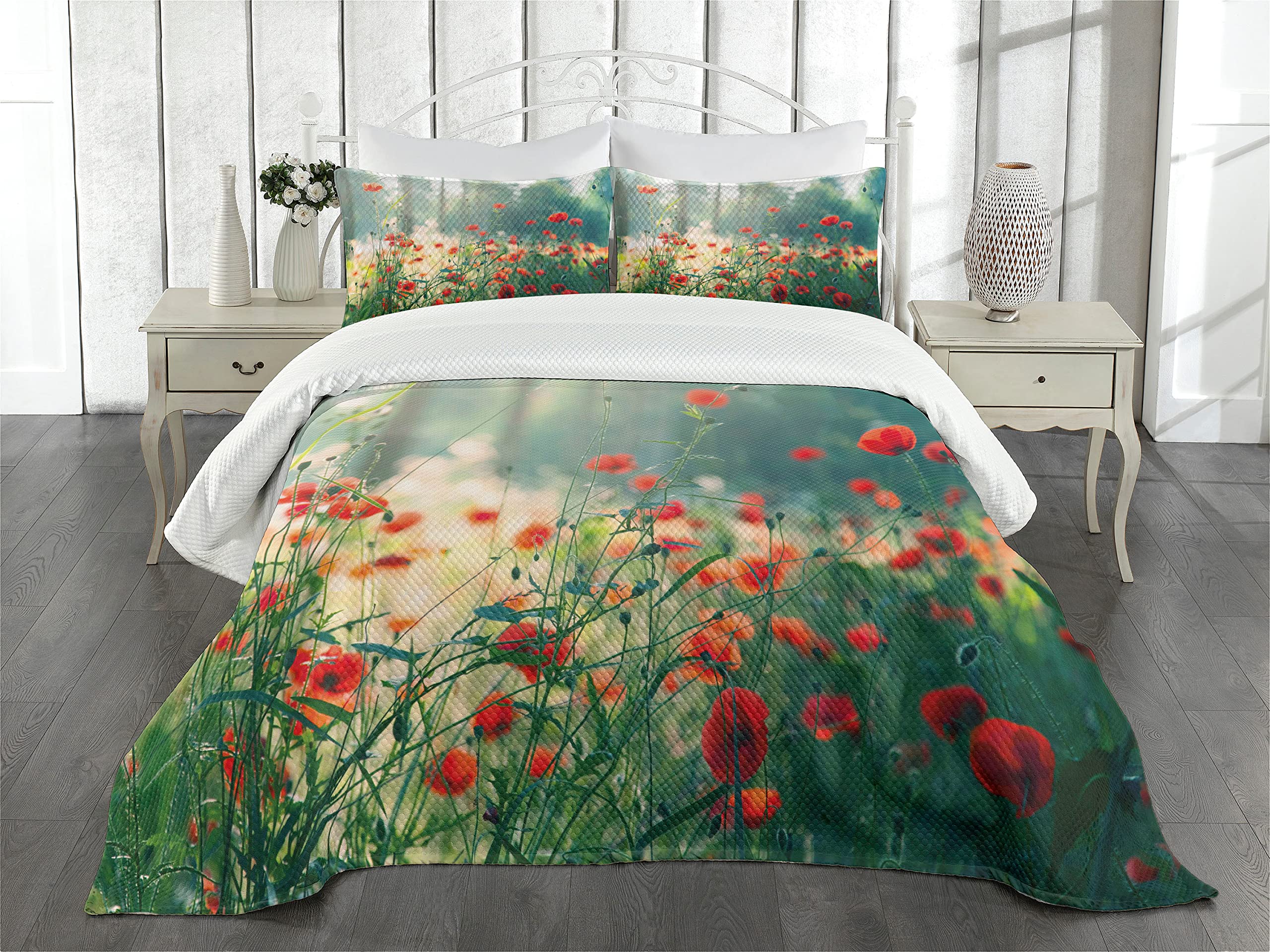 Ambesonne 3-Piece King Size Bedspread Set with Wild Red Poppy Flowers Design - Decorative Coverlet & 2 Pillow Shams in Red, Green & Yellow - Perfect for Summer Bedroom Decor & Gardening Theme Home Styling