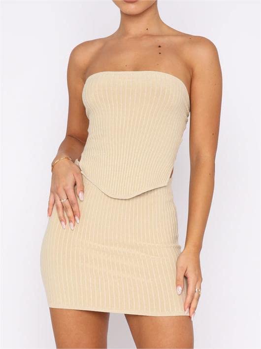 Y2K Women's 2-Piece Outfit - Solid Color Bandeau Top & Knit Bodycon Mini Skirt Set | Summer Streetwear Fashion | Perfect for Music Festivals, Beach Vacations & Night Out
