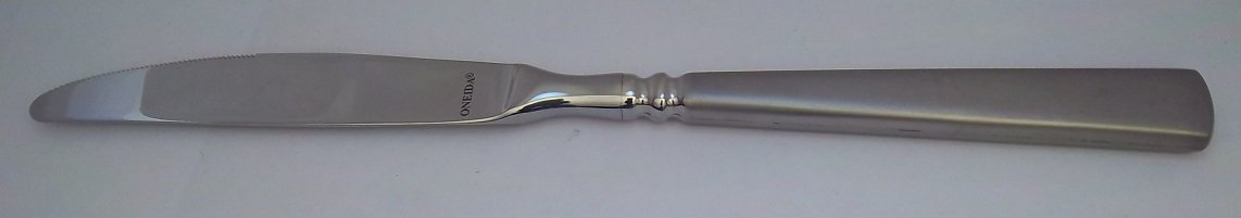 Oneida Satin Easton Dinner Knife Set - 12-Piece Stainless Steel Flatware for Formal Dining & Everyday Use - Elegant Place Setting Cutlery for Restaurants, Weddings & Home Entertaining