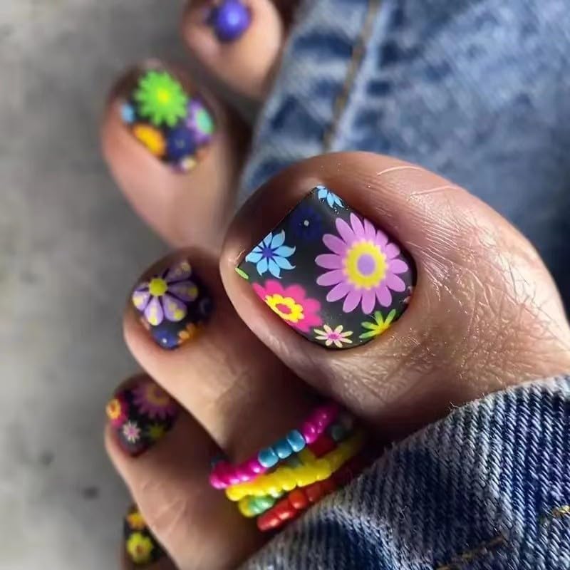 24 Pcs Summer Floral Press-On Toenails - Short Square Black Fake Nails with Colorful Daisy Pattern, Matte Acrylic False Toenails for Women | Easy Manicure Art for Beach Vacations & Summer Parties