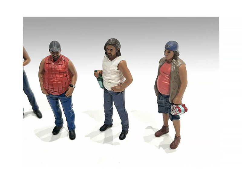 American Diorama 1/18 Scale Camper Figure Set - 5 Piece Miniature Campers for Diecast Models, Dioramas & Collectible Displays - Perfect for RC Scenes, Toy Photography & Model Train Layouts