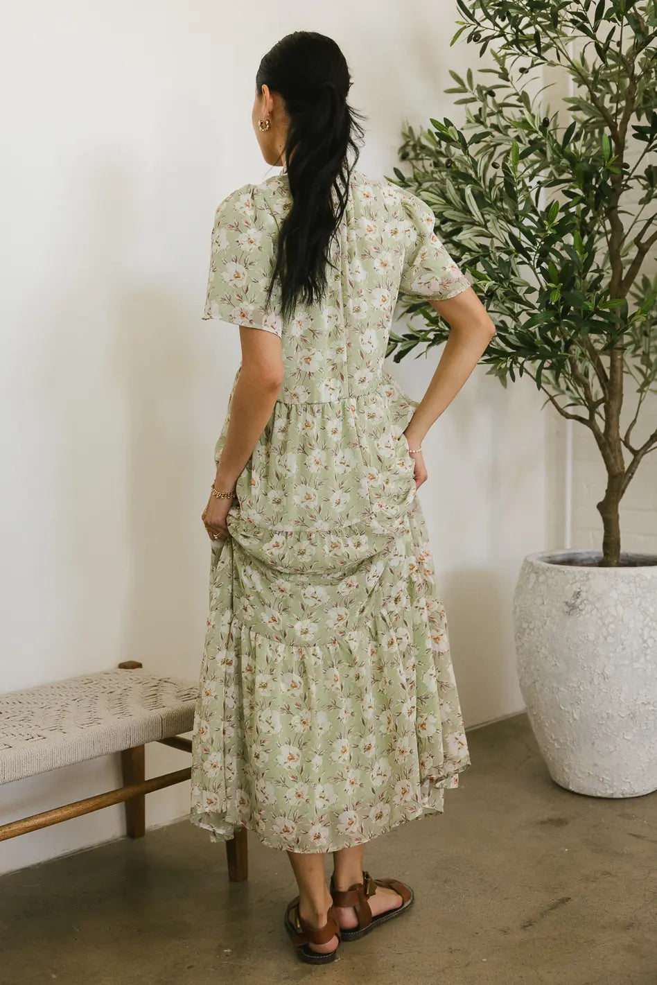 Milan Floral Maxi Dress - Elegant Long Summer Dress for Women, Boho Flowy Beach Dress with Pockets - Perfect for Vacations, Weddings & Outdoor Events