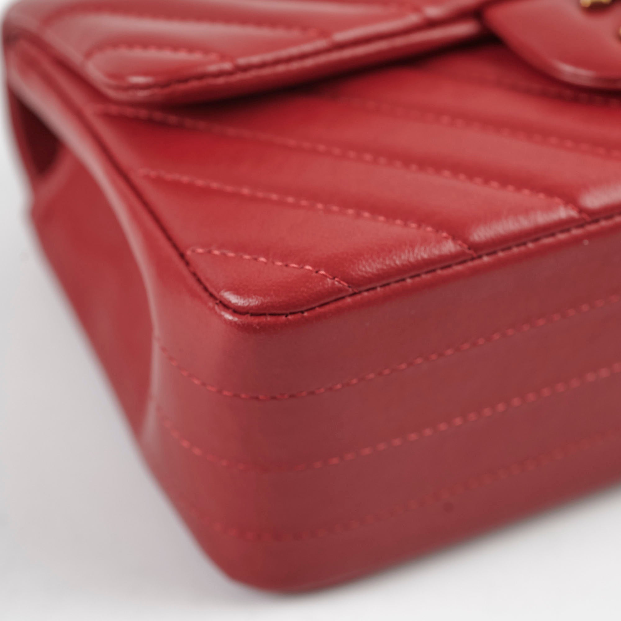 Chanel Mini Rectangular Chevron Lambskin Red 21 Series Handbag - Luxury Designer Crossbody Bag for Women, Perfect for Parties, Date Nights & Special Occasions