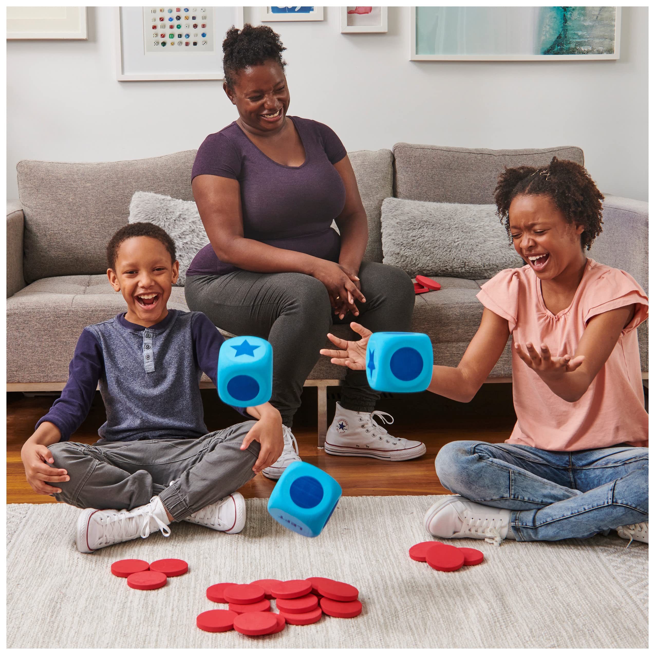 Spin Master Games Left Center Right Giant Edition - Oversized Family Board Game for Indoor & Outdoor Fun, 2-4 Players, Ages 6+ | Perfect for Birthday Parties, Family Game Nights & Backyard Gatherings