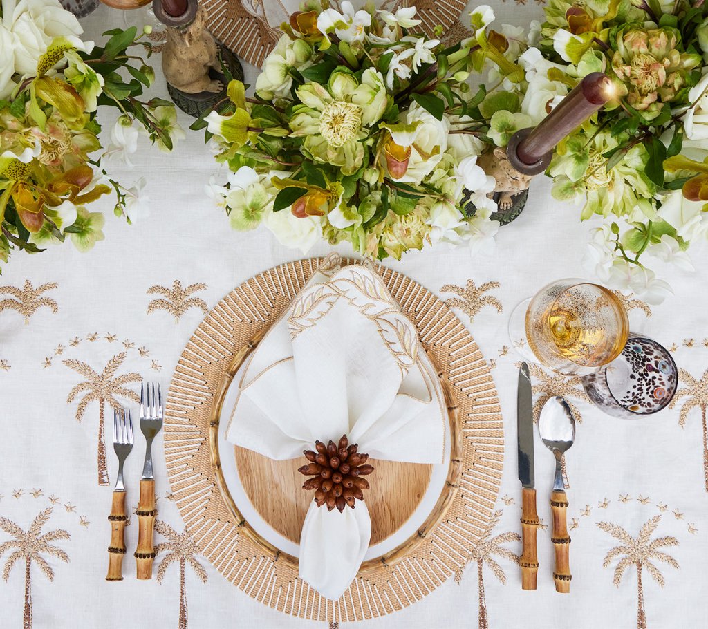 Elegant Brown Florette Napkin Rings - Set of 4 for Wedding, Dinner Party & Holiday Table Decor