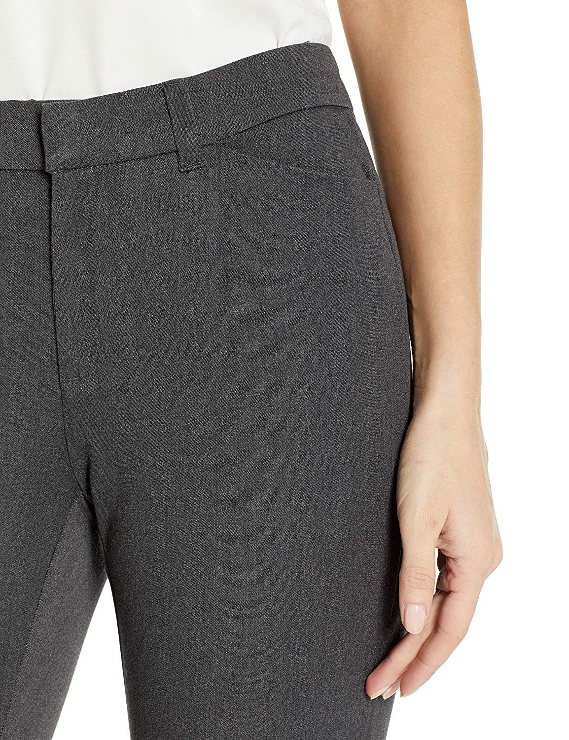 Amazon Essentials Women's Skinny Ankle Pants - Slim Fit Stretch Work Pants for Office, Business Casual & Everyday Wear