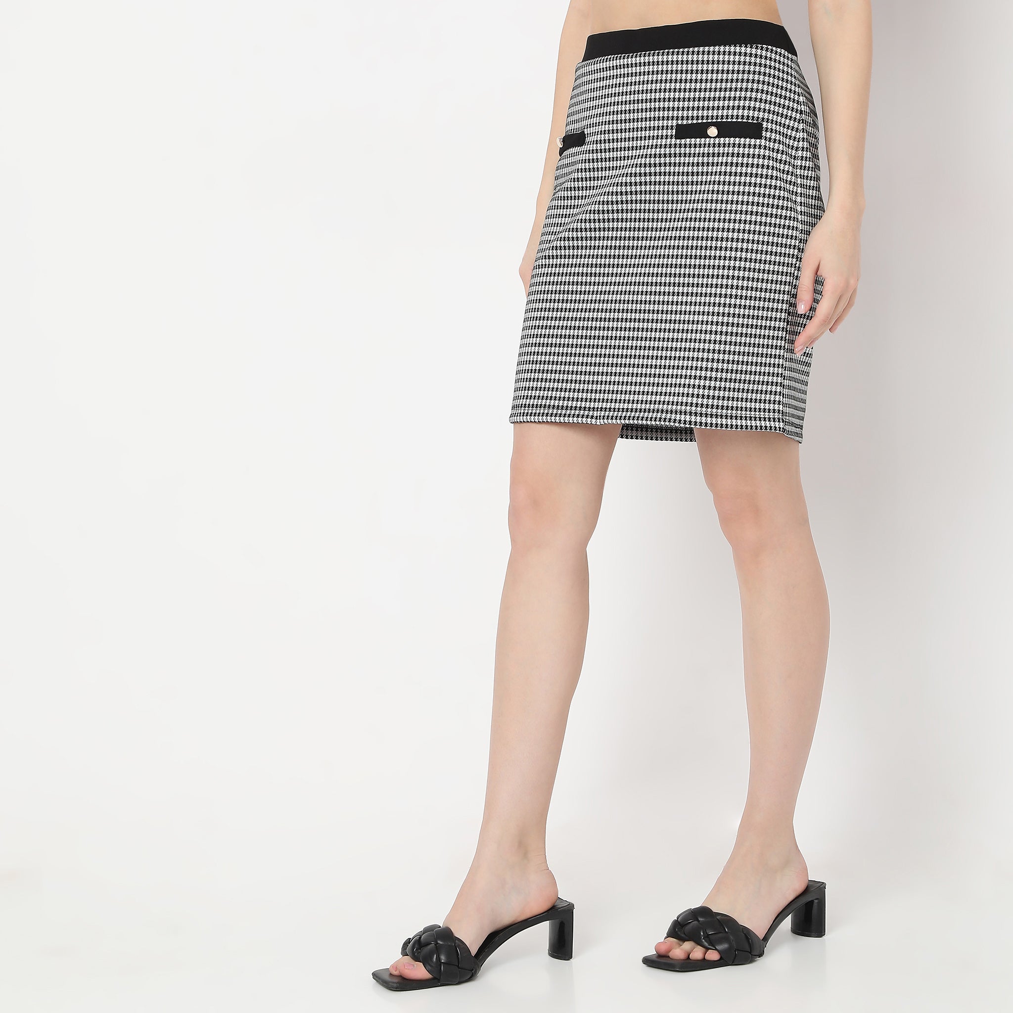Houndstooth Checkered Mini Skirt with Front Pockets & Button Closure - Stylish Above-Knee Skirt for Women, Perfect for Office, Party & Casual Outfits