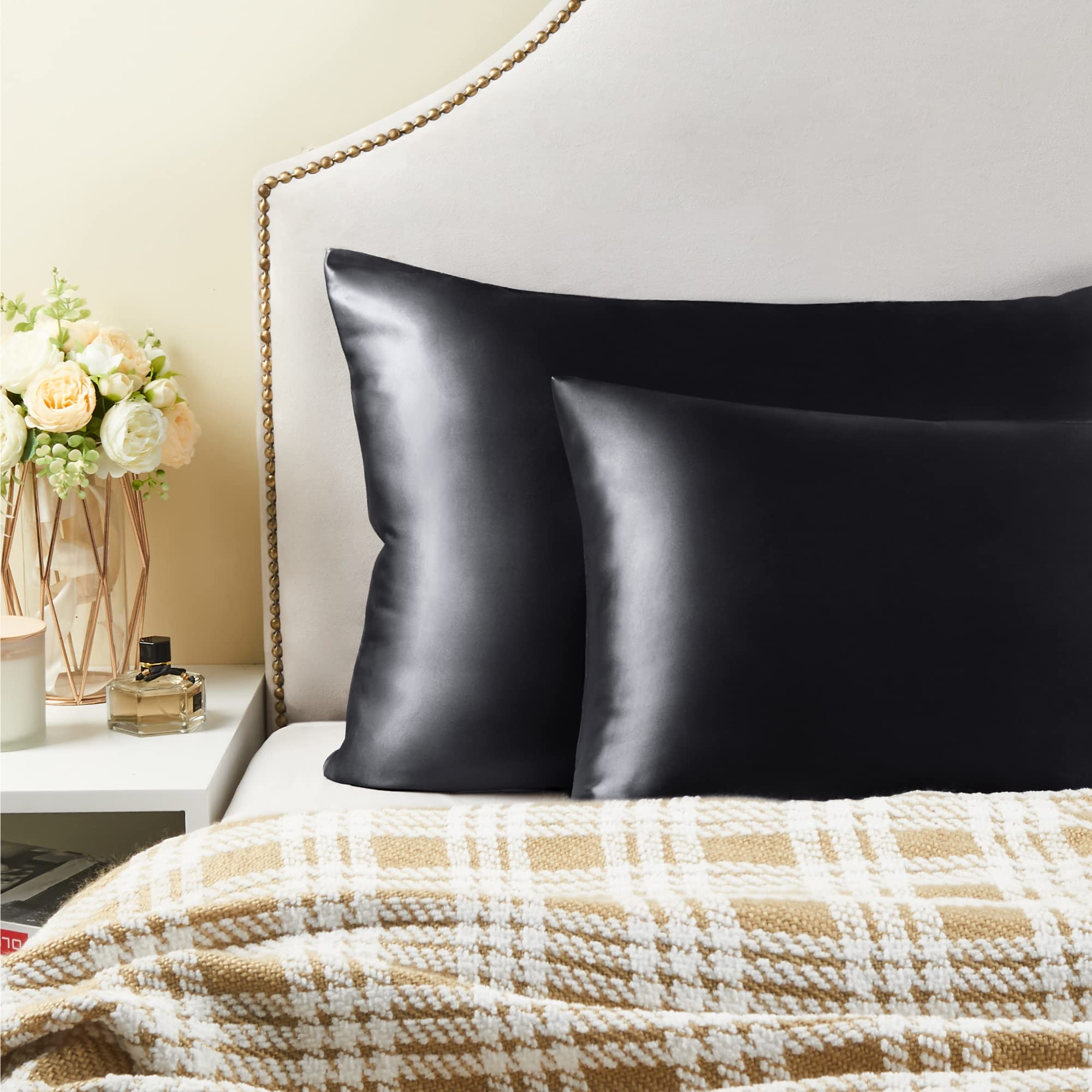 BEDELITE 2 Pack Satin Pillowcase with Zipper - Standard Size 20x26 Inches - Super Soft & Cooling Silk-like Pillow Cases for Women & Men - Perfect for Hair Care, Nighttime Comfort & Luxury Bedding