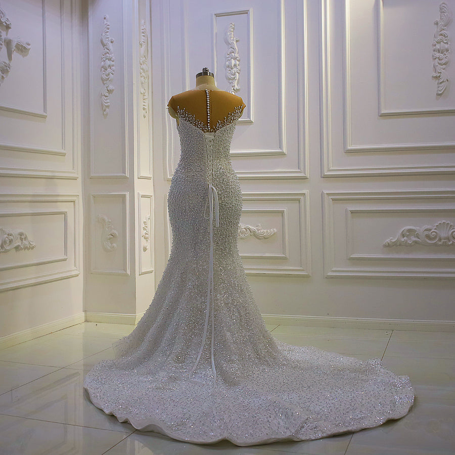 Elegant AM1158 Lace & Pearls Mermaid Wedding Dress for Bride - Perfect for Beach, Church, and Formal Wedding Ceremonies