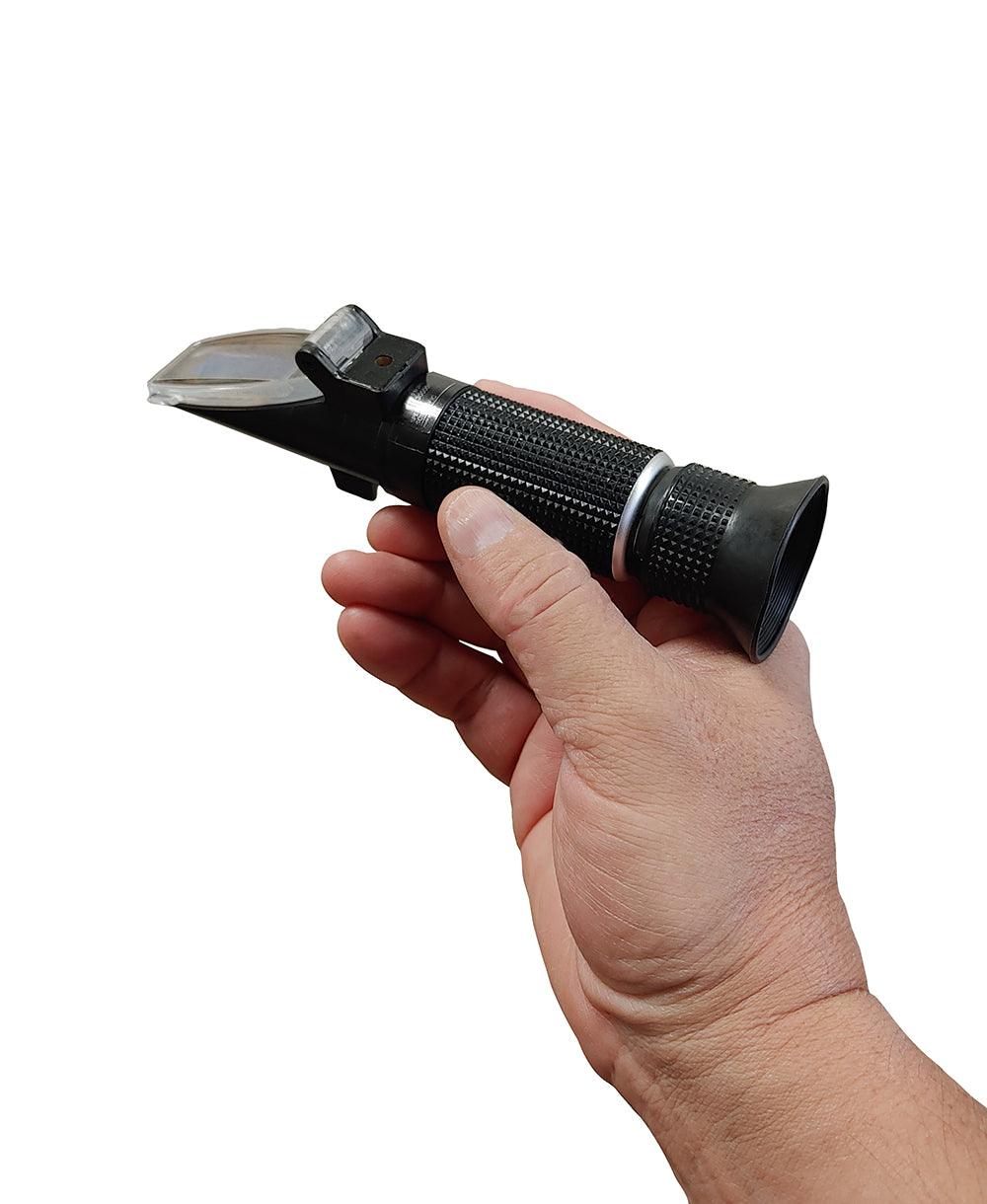 Digital Refractometer for Sugar & Brix Measurement 0-32% with ATC - Perfect for Home Brewing, Wine Making, and Food Processing