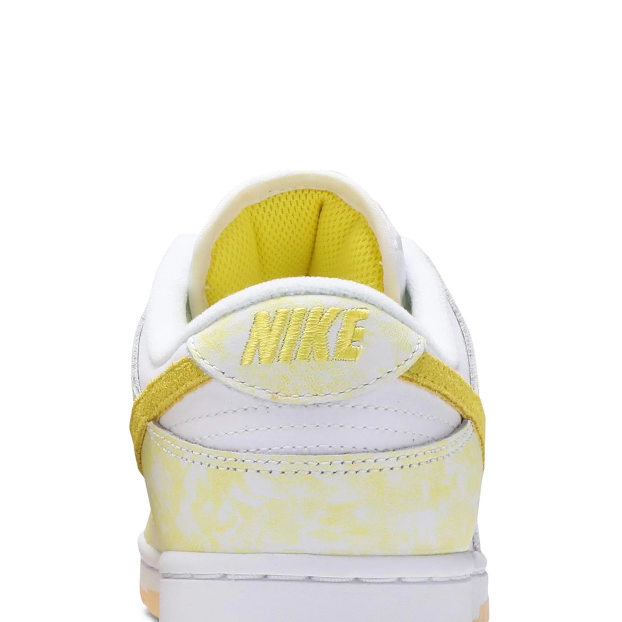Nike Dunk Low OG 'Yellow Strike' Retro Sneakers for Men - Classic Basketball Shoes for Casual Wear, Street Style & Sneaker Collection
