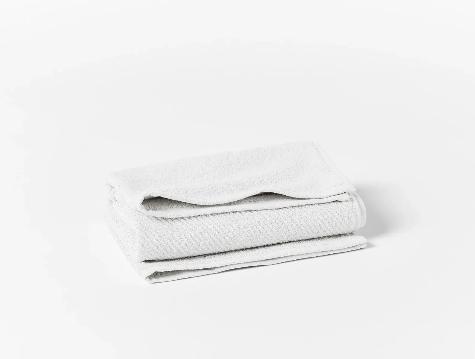 Premium Organic Cotton Bath Towels & Mats - Ultra Soft, Absorbent & Eco-Friendly for Spa, Bathroom & Beach Use