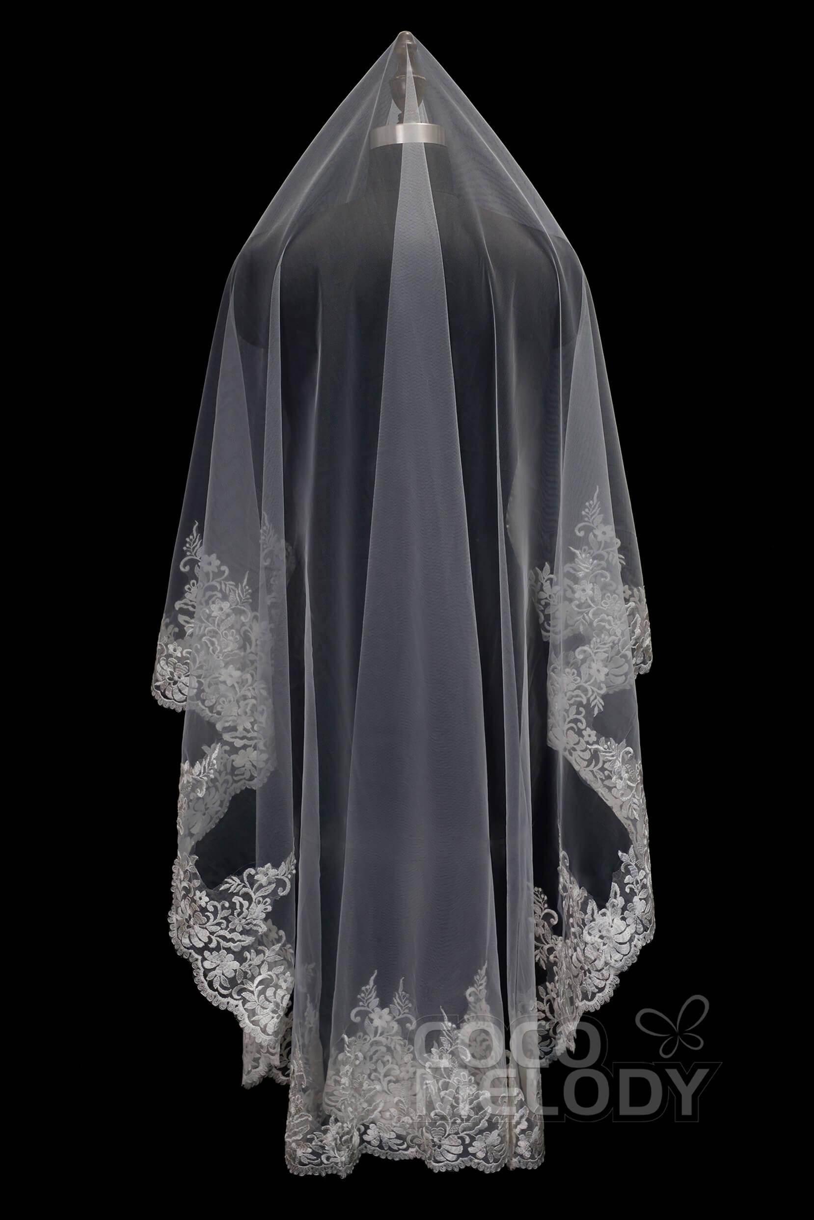 Elegant One-Tier Lace Edge Tulle Wedding Veil with Appliques - Perfect for Bridal Dresses, Waltz Dances & Formal Occasions