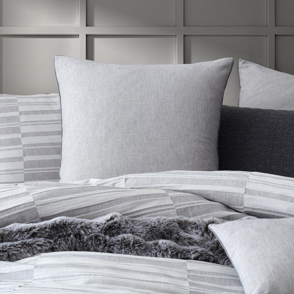 Premium Balmoral Ash Quilt Cover Set - Queen Size Bedding with Soft Cotton Fabric for Cozy Sleep | Perfect for Master Bedroom, Guest Room & Hotel Decor