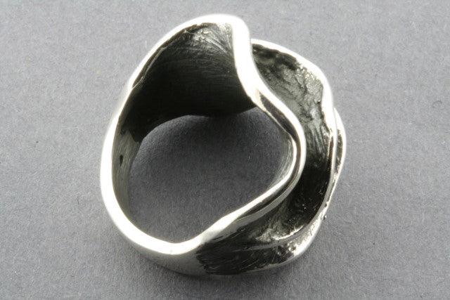 Large Clam Ring - Sterling Silver Jewelry for Women, Elegant and Unique Shell Design, Perfect for Beach Parties, Weddings & Everyday Wear