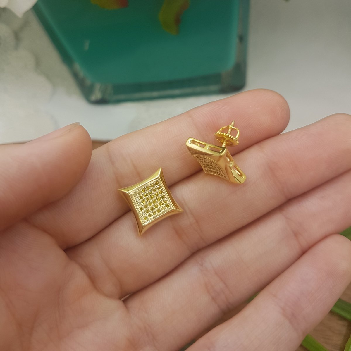 Dazzlingrock 0.33 Carat Genuine Diamond Kite-Shaped Men's Hip Hop Iced Out Stud Earrings in Sterling Silver - Perfect for Gifts, Parties & Streetwear Fashion